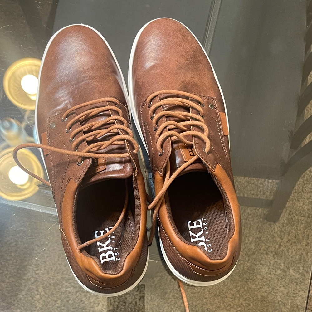 BKE Men's Brown Sneakers with White Soles